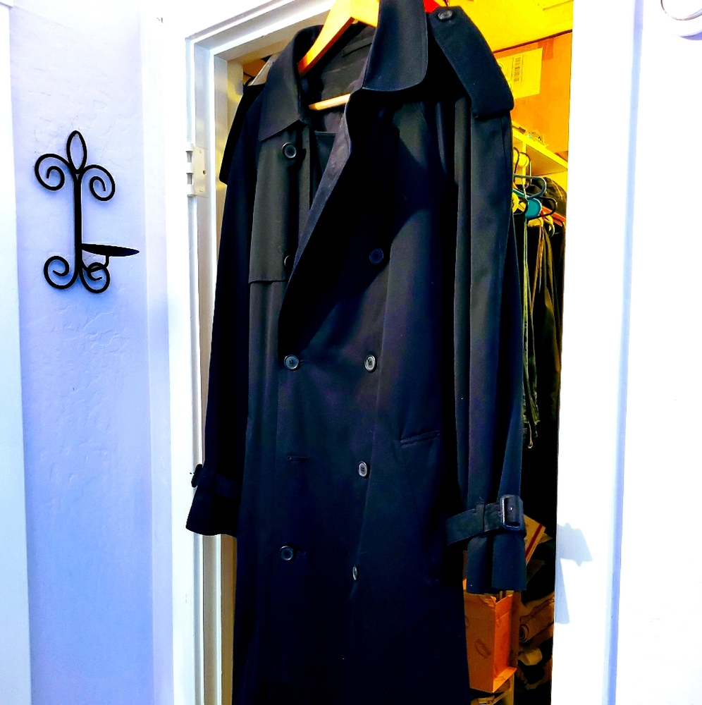 Men's London Fog , Double Breasted, Belted, Black